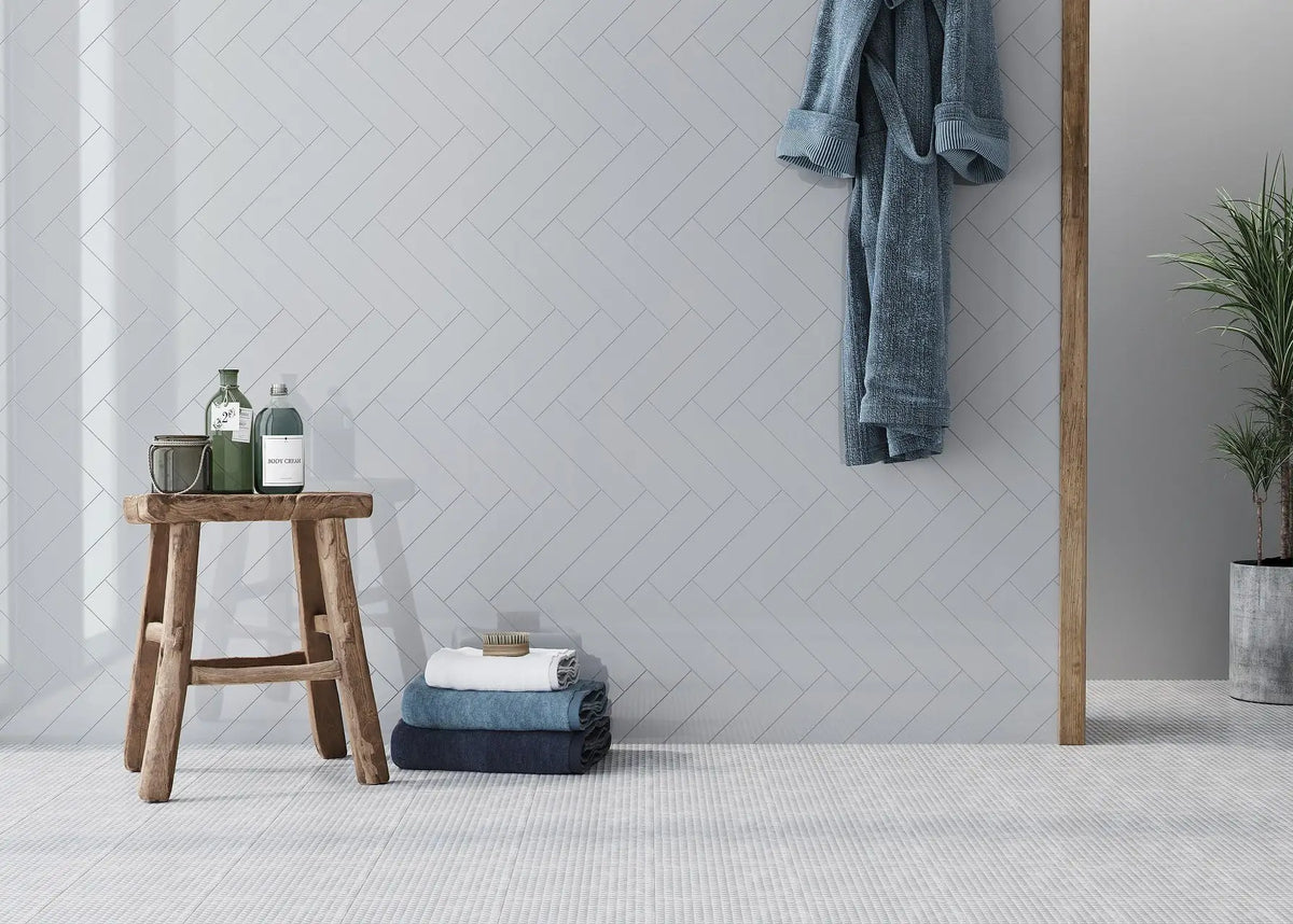 Block Arrow Acero Ceramic Tile – room scene