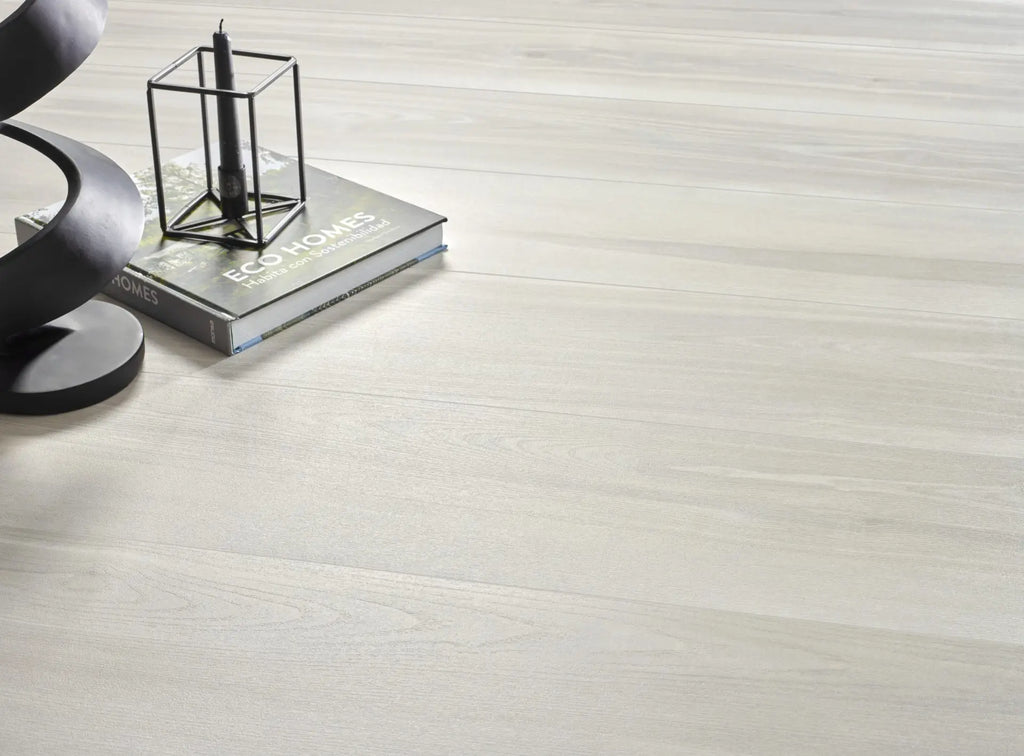 Colonial Blanco Porcelain Tile – room scene