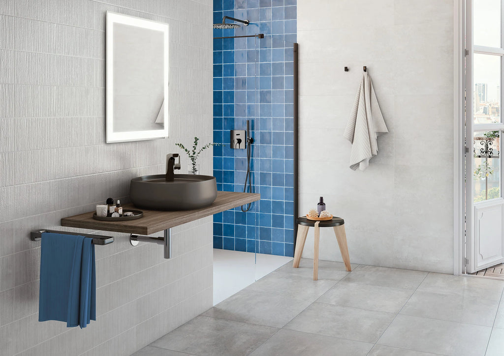 St. Tropez Azul Ceramic Wall Tile – room scene