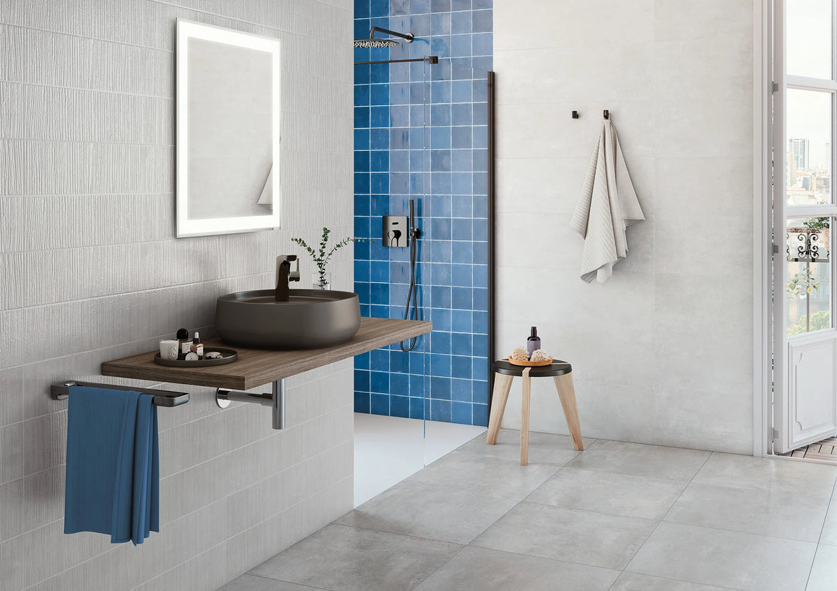 St. Tropez Azul Ceramic Wall Tile – room scene