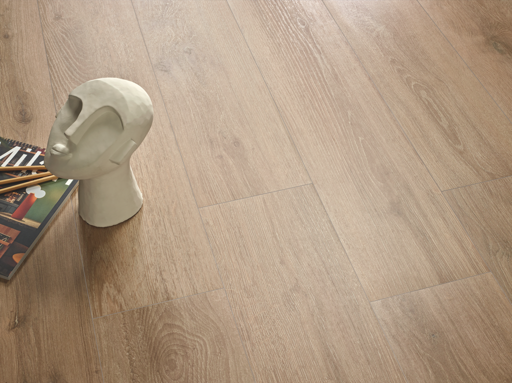 Panama Roble Porcelain Tile – room scene