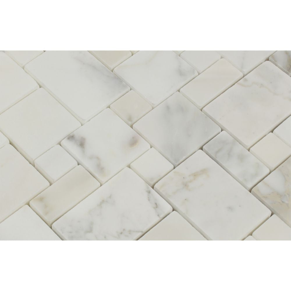 Calacatta Gold Mini Versailles Mosaic installed