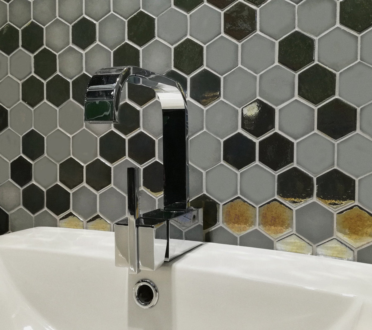 Glam Grey Recycled Glass Mosaic Tile – installed