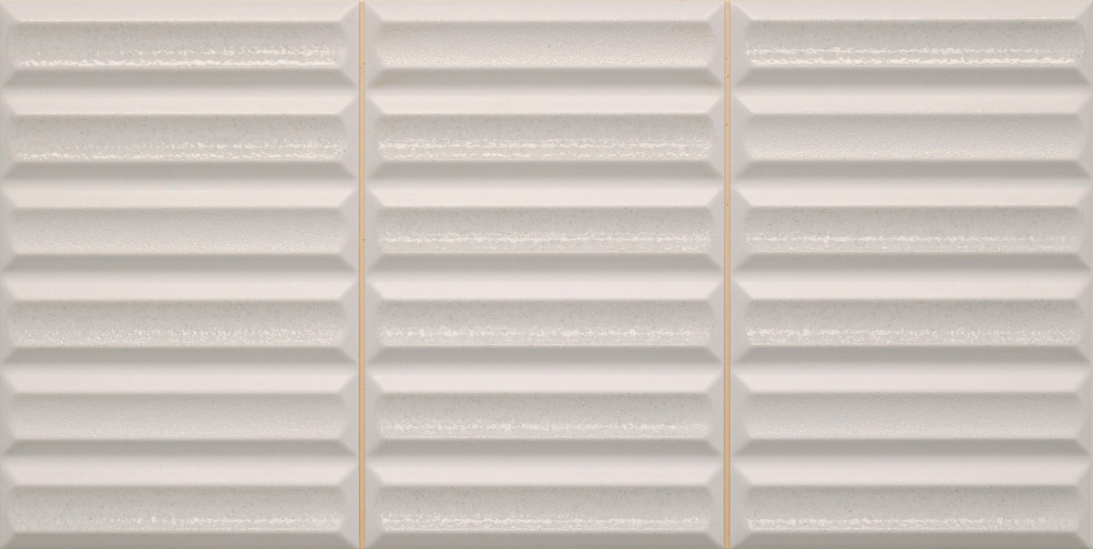 Highlight Silver Ceramic Tile