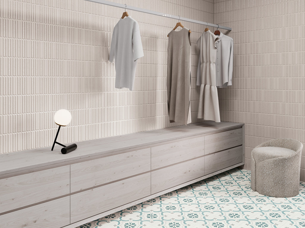 Highlight Silver Ceramic Tile – room scene