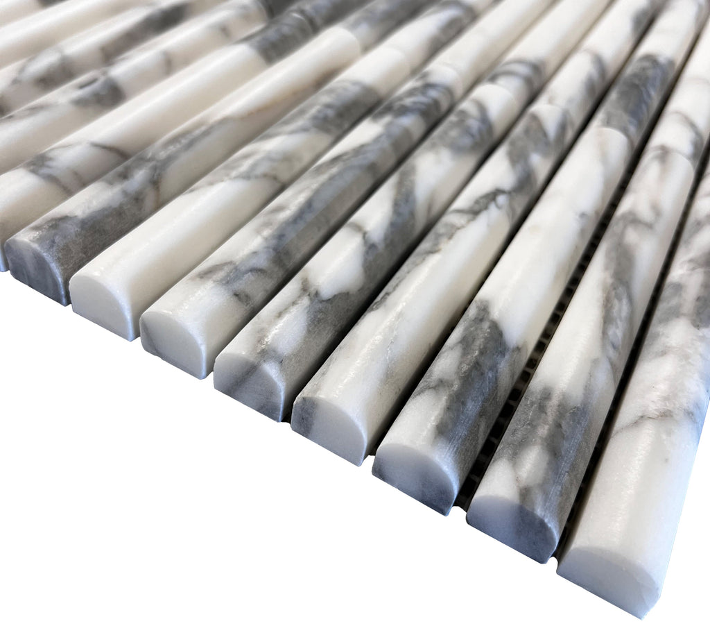 True Arabesque Arc Marble Mosaic Tile – installed