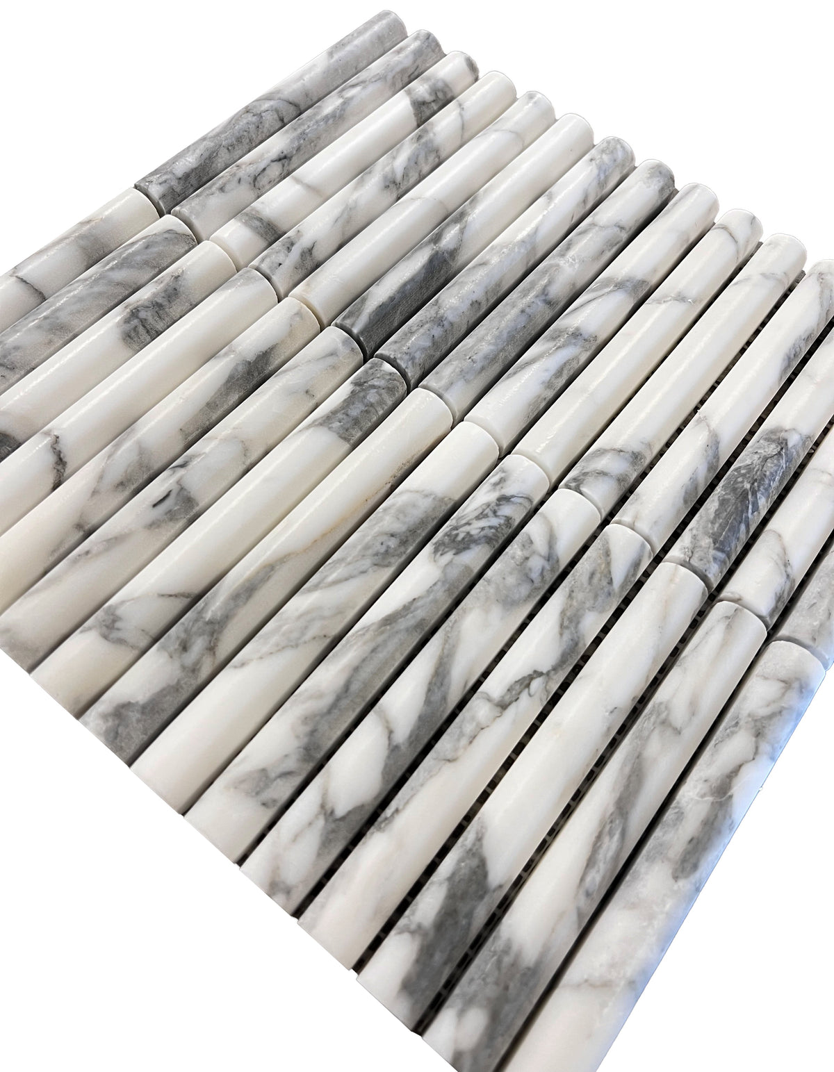 True Arabesque Arc Marble Mosaic Tile – installed