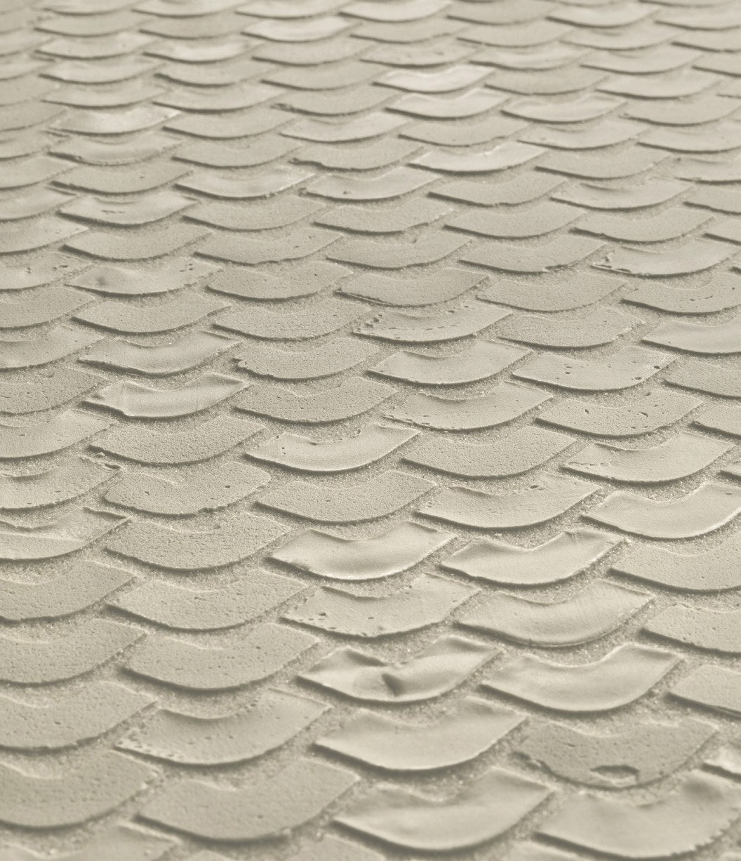 Frammenti Sand Porcelain Mosaic Tile installed
